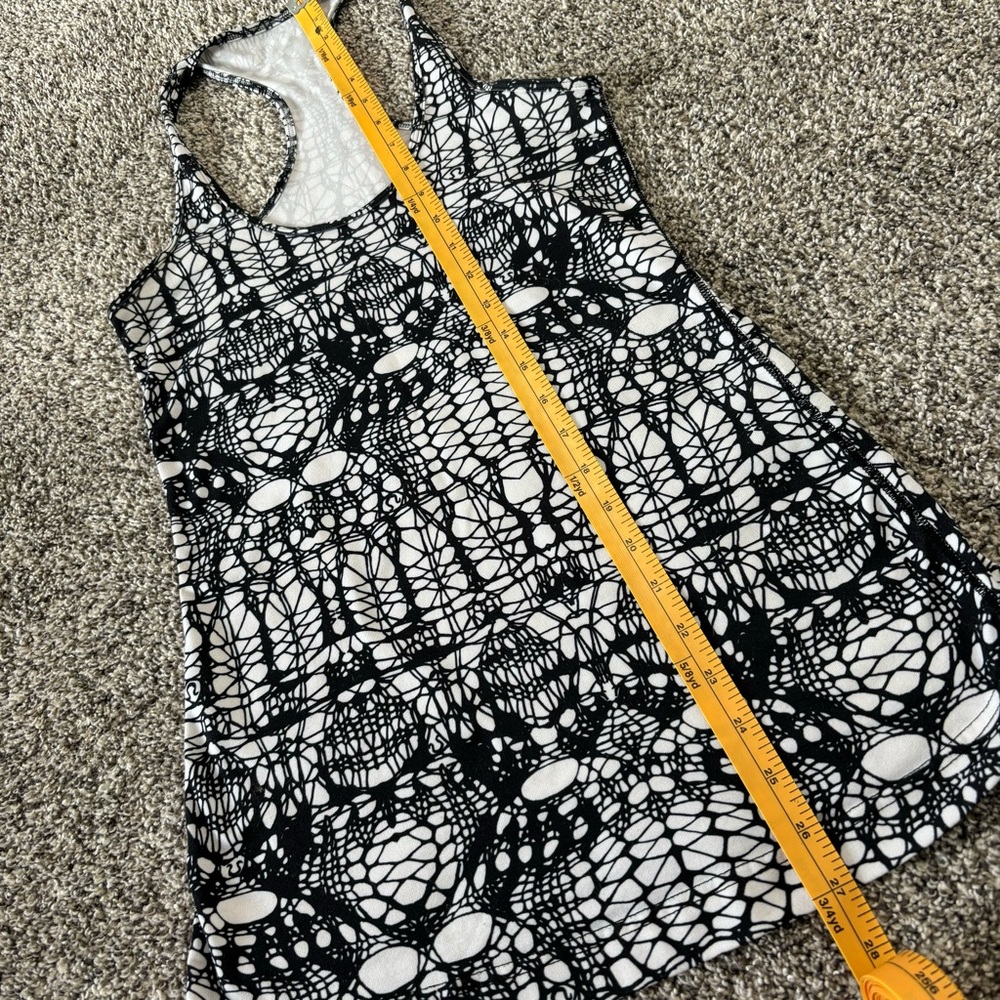 Lululemon Racer Back Tank Top - Picture 4 of 6